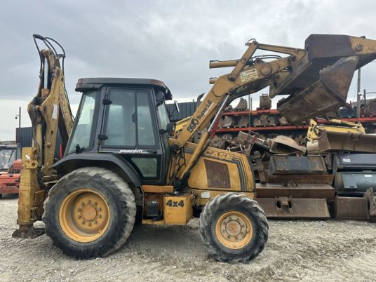 Case 590SLE 4X4 à 19500 € HT - Bager nakladalec: slika 4 Case 590SLE 4X4 à 19500 € HT - Bager nakladalec: slika 4