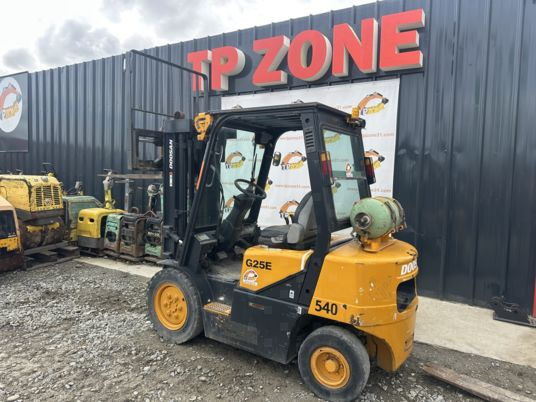 Doosan G25E à 10500 € HT - Plinski viličar: slika 4 Doosan G25E à 10500 € HT - Plinski viličar: slika 4