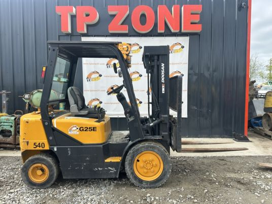 Doosan G25E à 10500 € HT - Plinski viličar: slika 3 Doosan G25E à 10500 € HT - Plinski viličar: slika 3