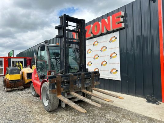Manitou MSI40 Cabine à 27900 € HT - Diesel viličar: slika 3 Manitou MSI40 Cabine à 27900 € HT - Diesel viličar: slika 3