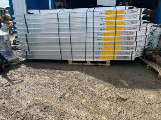 Rampes de chargement Alu - Nakladalna rampa: slika 1 Rampes de chargement Alu - Nakladalna rampa: slika 1