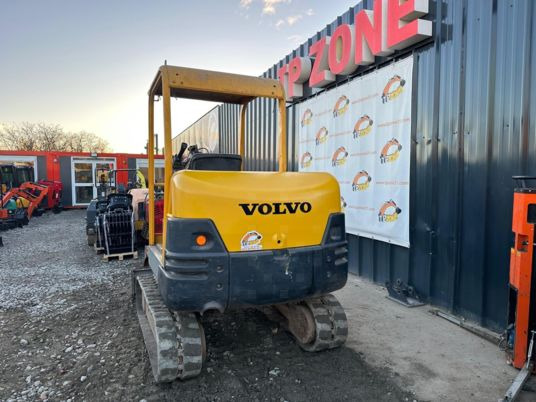 Volvo EC25 à 14 900 € HT - Mini bager: slika 4 Volvo EC25 à 14 900 € HT - Mini bager: slika 4