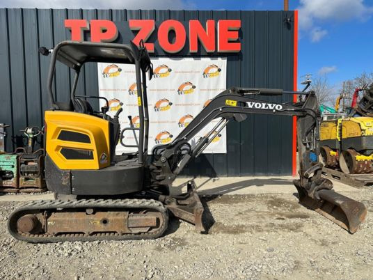 Volvo ECR25D à 23900 euros HT - Mini bager: slika 1 Volvo ECR25D à 23900 euros HT - Mini bager: slika 1