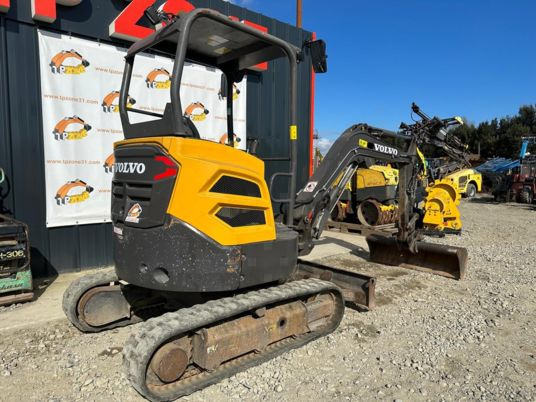 Volvo ECR25D à 23900 euros HT - Mini bager: slika 3 Volvo ECR25D à 23900 euros HT - Mini bager: slika 3