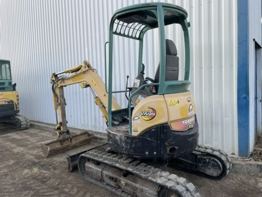 Yanmar VIO25-4 Canopy - Mini bager: slika 2 Yanmar VIO25-4 Canopy - Mini bager: slika 2