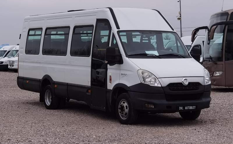 Iveco Daily 23 miejsca, KLIMA, WEBASTO - Primestni avtobus: slika 1 Iveco Daily 23 miejsca, KLIMA, WEBASTO - Primestni avtobus: slika 1