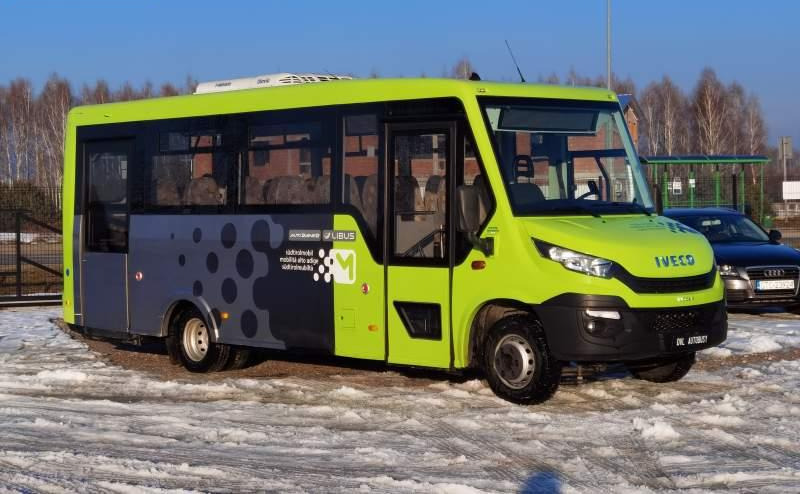 Mestni avtobus Iveco mobi city, klima, EURO VI ,rosero , sprinter: slika 1