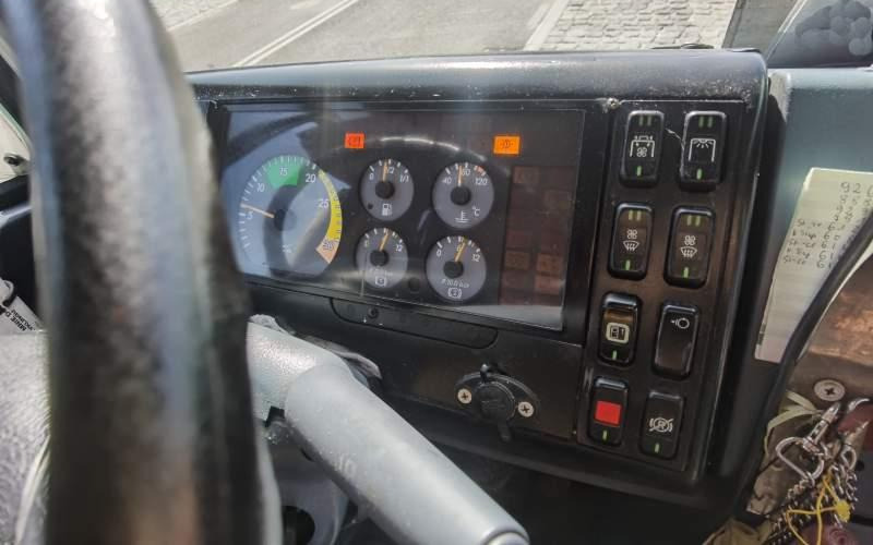 Mercedes-Benz Vario 814D 38+12 - Primestni avtobus: slika 5 Mercedes-Benz Vario 814D 38+12 - Primestni avtobus: slika 5