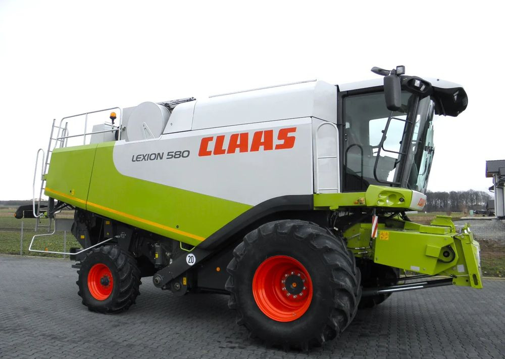 Claas Lexion 580 heder V900, Najbogatsza Wersja, Nie Malowany, Stan Bardzo Dobry - Kombajn harvester: slika 2 Claas Lexion 580 heder V900, Najbogatsza Wersja, Nie Malowany, Stan Bardzo Dobry - Kombajn harvester: slika 2