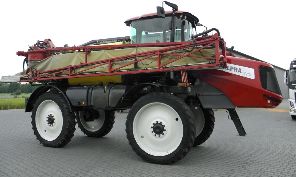 Hardi ALPHA 4100 EVO 2013 Rok, 30 metrow,40 km/h,GPS, Nie Malowany, Stan Bardzo Dobry - Škropilnica: slika 4 Hardi ALPHA 4100 EVO 2013 Rok, 30 metrow,40 km/h,GPS, Nie Malowany, Stan Bardzo Dobry - Škropilnica: slika 4