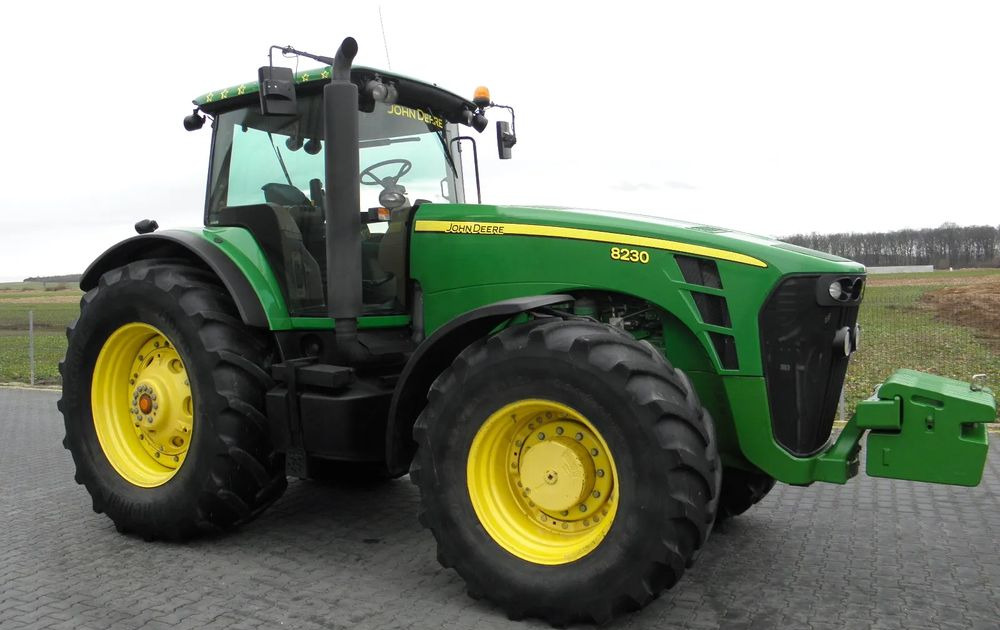 John Deere 8230 2009 Rok POWERSHIFT, Nie Malowany, Stan Bardzo Dobry - Traktor: slika 3 John Deere 8230 2009 Rok POWERSHIFT, Nie Malowany, Stan Bardzo Dobry - Traktor: slika 3