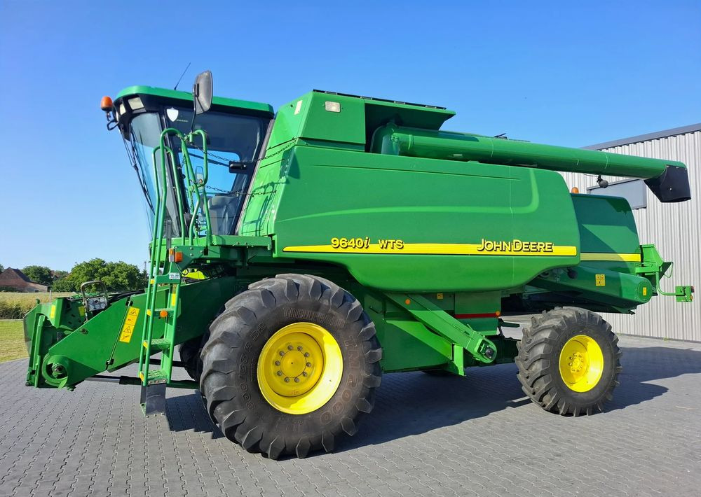 John Deere WTS 9640i 2005 Rok, heder 6,1m, Stol do rzepaku, Nie Malowany, Stan Bardzo Dobry - Kombajn harvester: slika 1 John Deere WTS 9640i 2005 Rok, heder 6,1m, Stol do rzepaku, Nie Malowany, Stan Bardzo Dobry - Kombajn harvester: slika 1