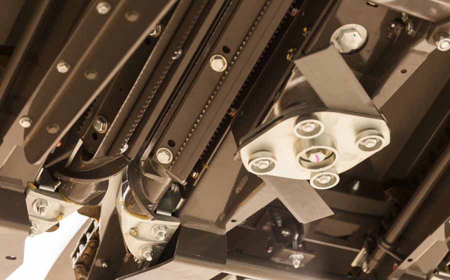 Oros Cornado 6 4+2R Nowa Przystawka do kukurydzy - Kombajn za koruzo: slika 4 Oros Cornado 6 4+2R Nowa Przystawka do kukurydzy - Kombajn za koruzo: slika 4