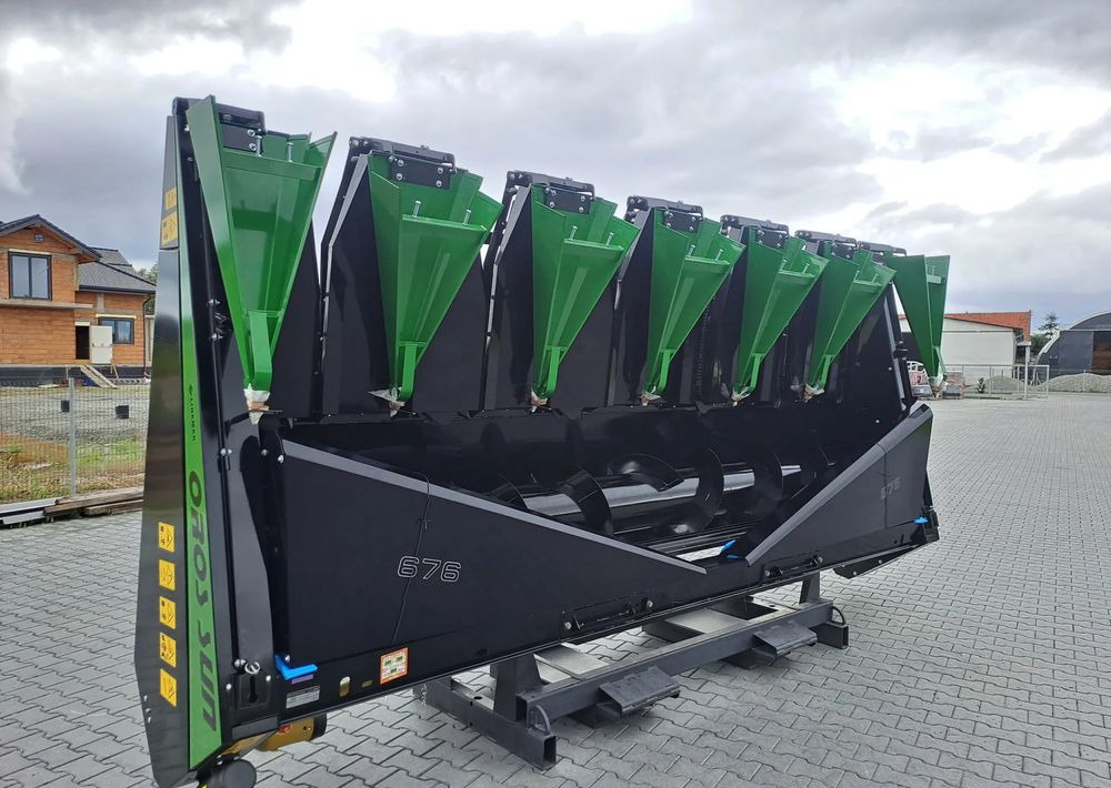 Oros Oros SUN 676 6 rzędowy, Nowe Przystawki do zbioru Słonecznika - Kombajn za sončnice: slika 2 Oros Oros SUN 676 6 rzędowy, Nowe Przystawki do zbioru Słonecznika - Kombajn za sončnice: slika 2