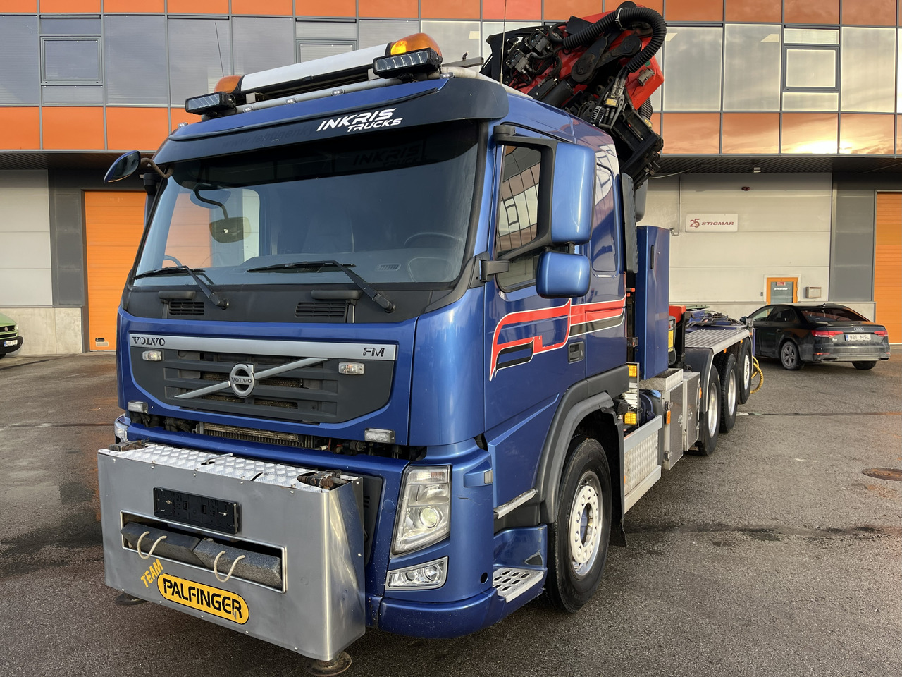 VOLVO FM 500 8X4 + Crane Palfinger PK53002SH YEAR 2016 + JIB PJ125 - Tovornjak z dvigalom: slika 4 VOLVO FM 500 8X4 + Crane Palfinger PK53002SH YEAR 2016 + JIB PJ125 - Tovornjak z dvigalom: slika 4