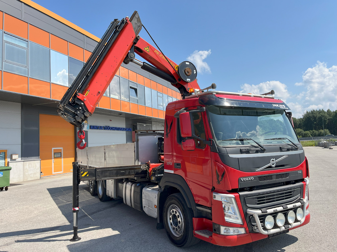 Volvo FM370 6X2 EURO6 + CRANE PALFINGER PK23001EH - Tovornjak z dvigalom: slika 1 Volvo FM370 6X2 EURO6 + CRANE PALFINGER PK23001EH - Tovornjak z dvigalom: slika 1