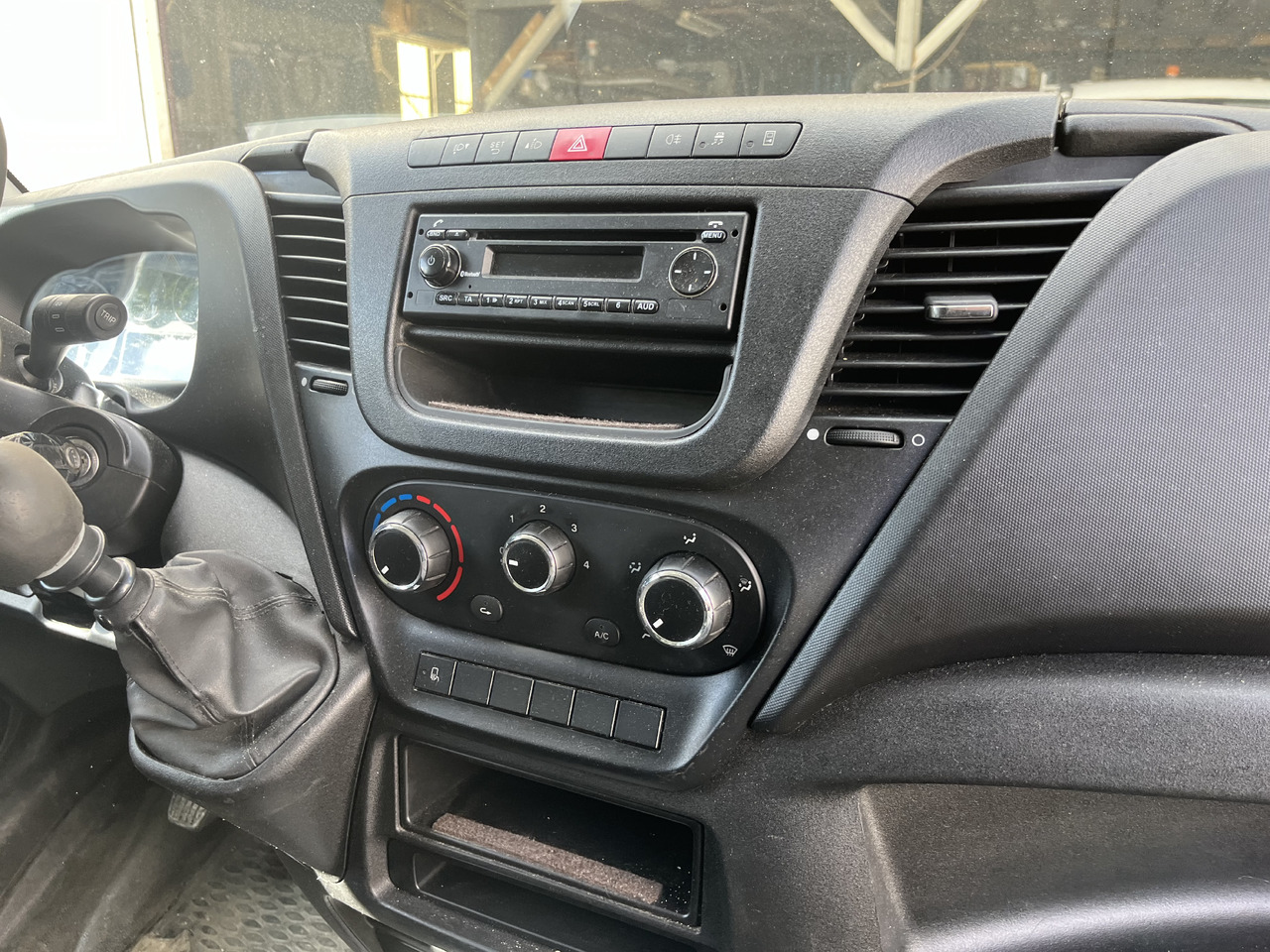 Iveco Daily 35-130 35c13 caisse lizing Iveco Daily 35-130 35c13 caisse: slika 8