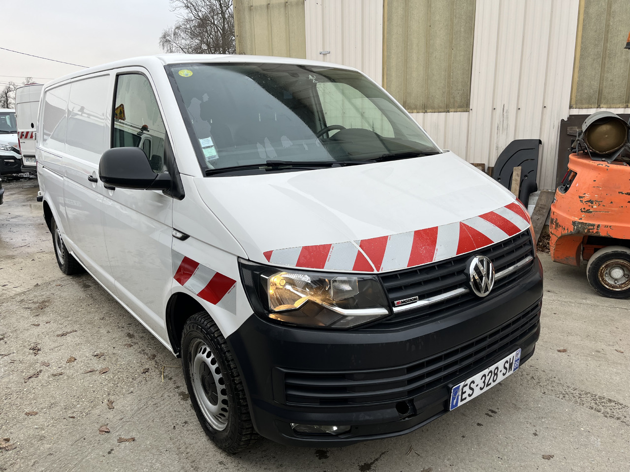 Volkswagen Transporter T6 2L tdi 150cv long 4 Motion 4x4 4motion - Furgon: slika 2 Volkswagen Transporter T6 2L tdi 150cv long 4 Motion 4x4 4motion - Furgon: slika 2