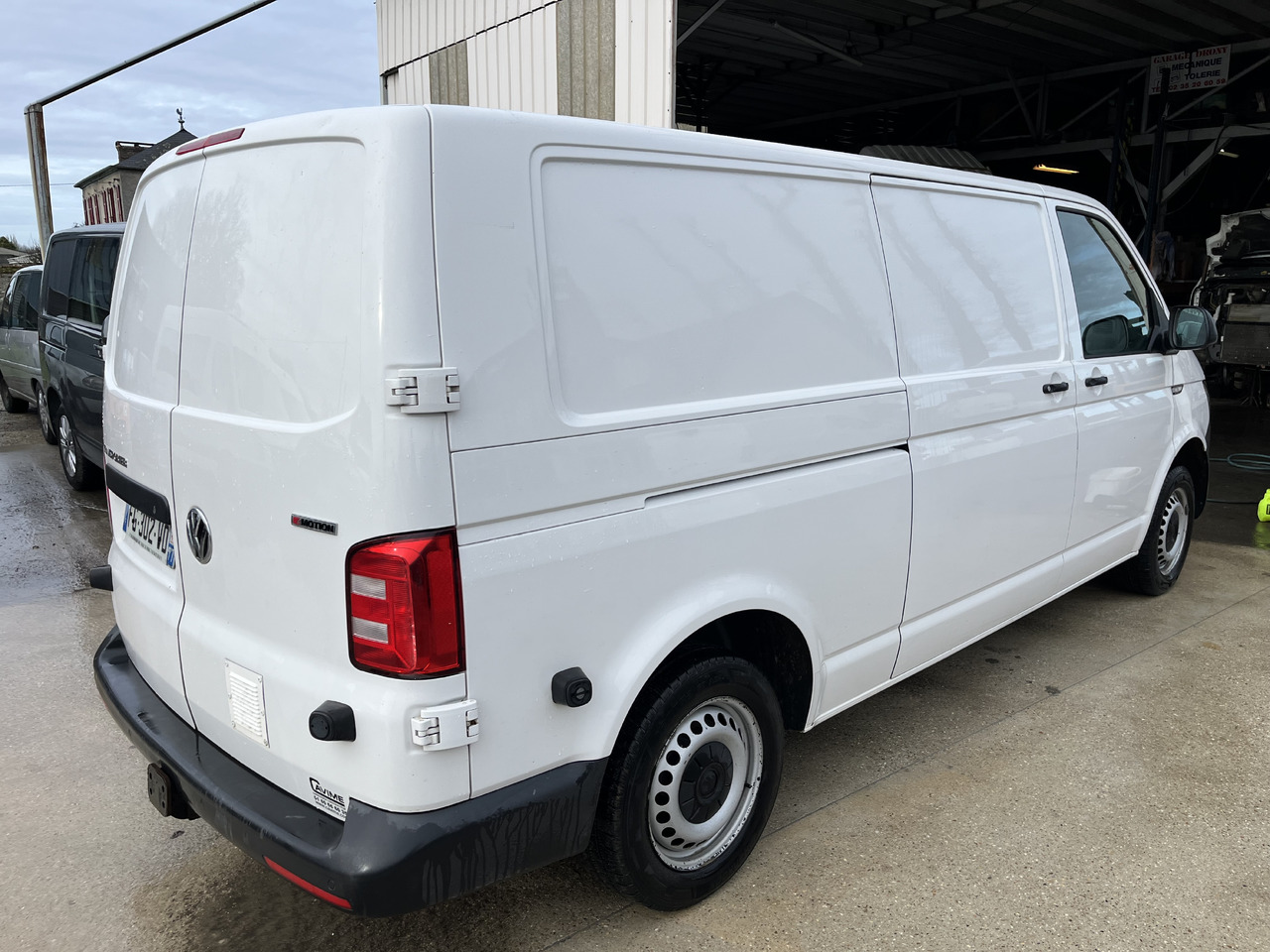 Volkswagen Transporter T6 2L tdi 150cv long bas 4x4 4motion - Furgon: slika 4 Volkswagen Transporter T6 2L tdi 150cv long bas 4x4 4motion - Furgon: slika 4