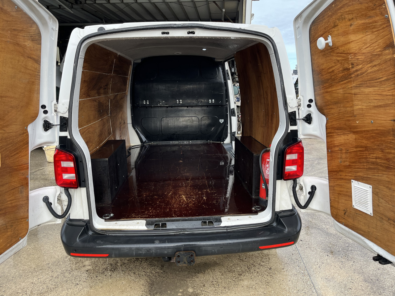 Volkswagen Transporter T6 2L tdi 150cv long bas 4x4 4motion - Furgon: slika 5 Volkswagen Transporter T6 2L tdi 150cv long bas 4x4 4motion - Furgon: slika 5