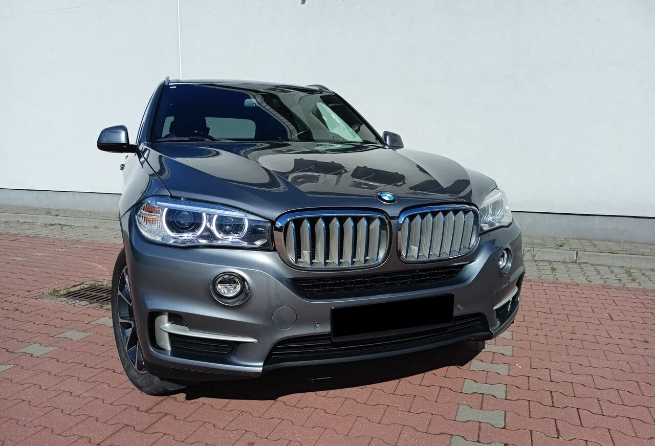 SUV BMW X5: slika 17