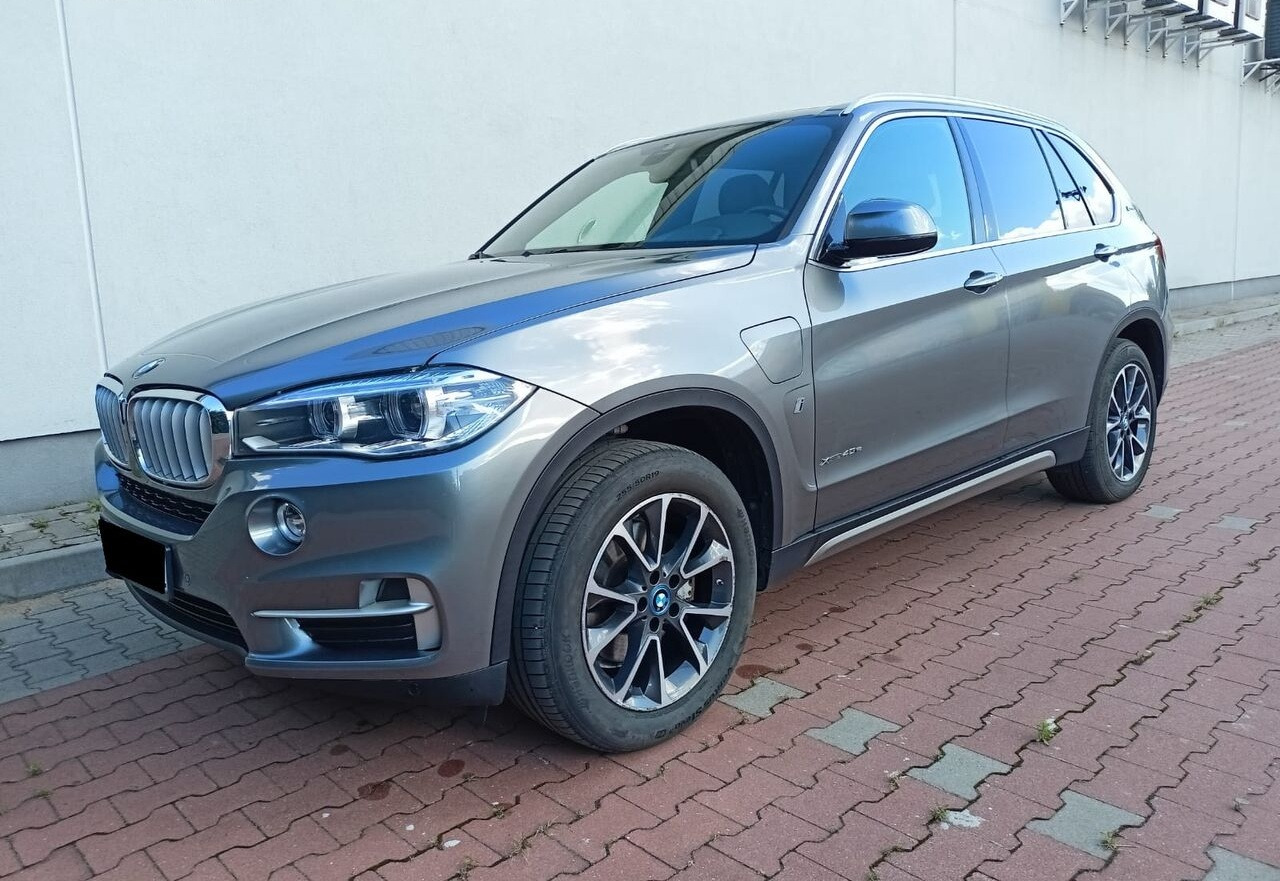 BMW X5 - SUV: slika 1 BMW X5 - SUV: slika 1