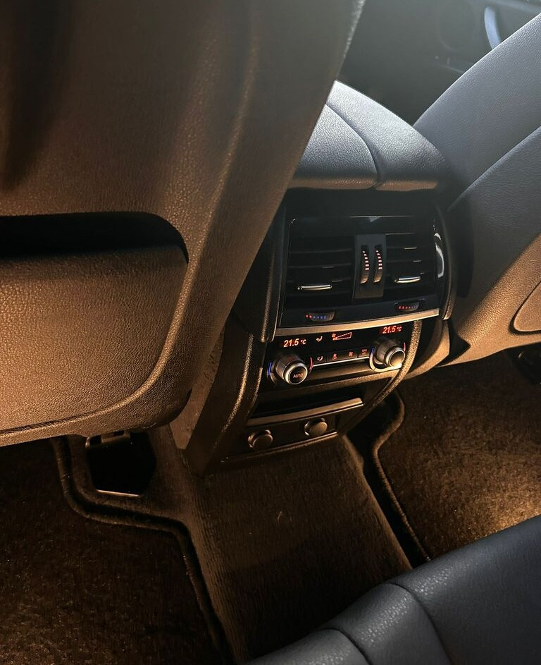 SUV BMW X5: slika 33