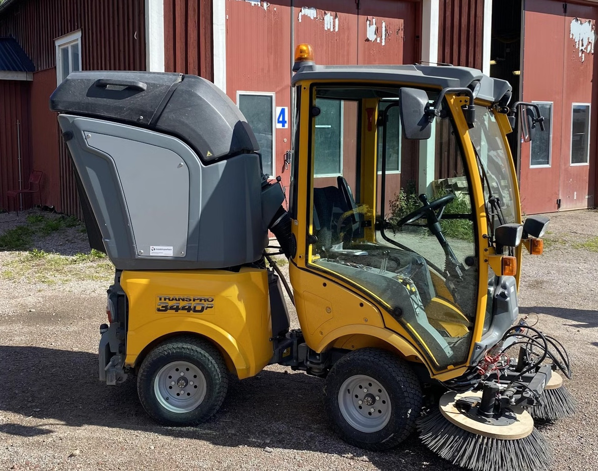 Belos Transpro 3440 - Vozilo za pometanje: slika 5 Belos Transpro 3440 - Vozilo za pometanje: slika 5