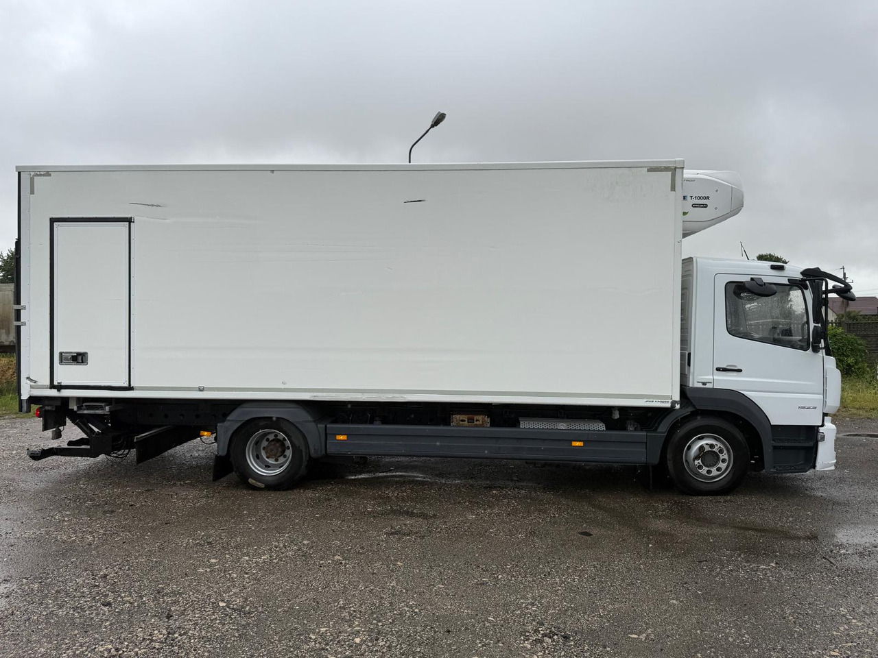 MERCEDES-BENZ ATEGO 1523 - Tovornjak hladilnik: slika 5 MERCEDES-BENZ ATEGO 1523 - Tovornjak hladilnik: slika 5