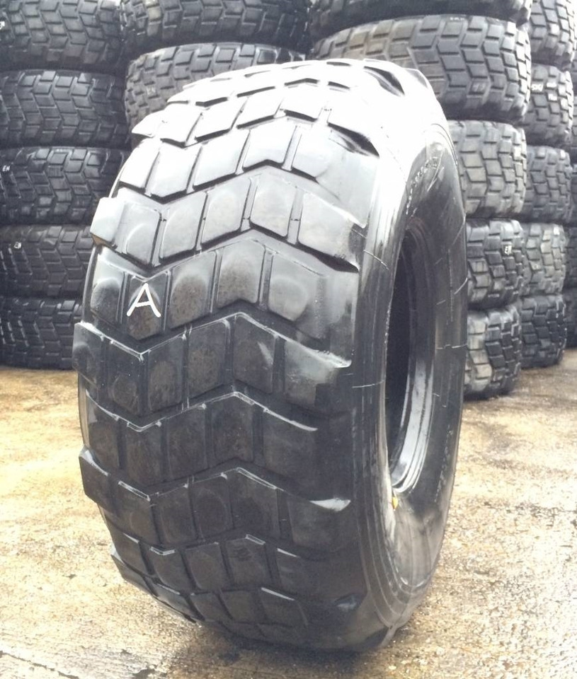 Michelin 525/65R20.5 XS - USED A 40% - Guma za Kmetijski stroj: slika 1 Michelin 525/65R20.5 XS - USED A 40% - Guma za Kmetijski stroj: slika 1