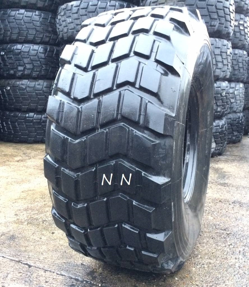 Michelin 525/65R20.5 XS - USED NN 95% - Guma za Kmetijski stroj: slika 1 Michelin 525/65R20.5 XS - USED NN 95% - Guma za Kmetijski stroj: slika 1