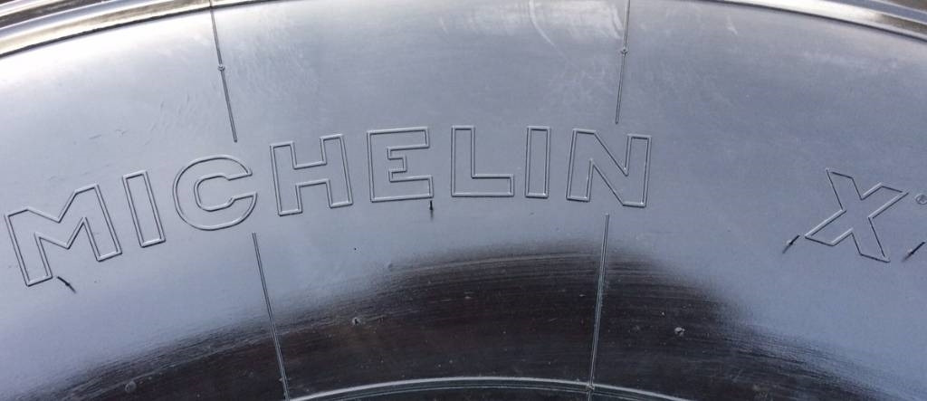 Michelin 525/65R20.5 XS - USED REGROOVED - Guma za Kmetijski stroj: slika 5 Michelin 525/65R20.5 XS - USED REGROOVED - Guma za Kmetijski stroj: slika 5