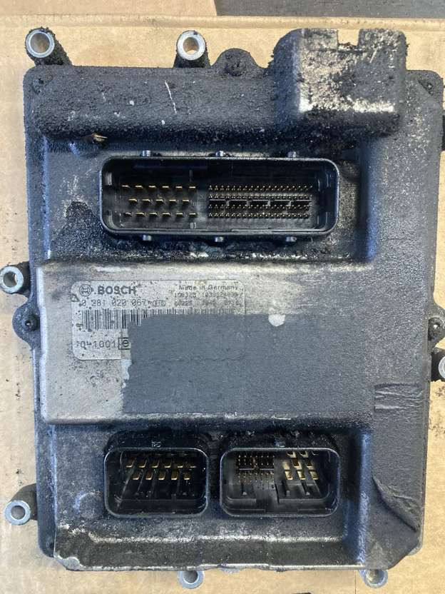 MAN Motorsteuergerät MAN D2066 EEV Lions City 0281020067 Bosch Control Unit Engi - ECU za Avtobus: slika 1 MAN Motorsteuergerät MAN D2066 EEV Lions City 0281020067 Bosch Control Unit Engi - ECU za Avtobus: slika 1