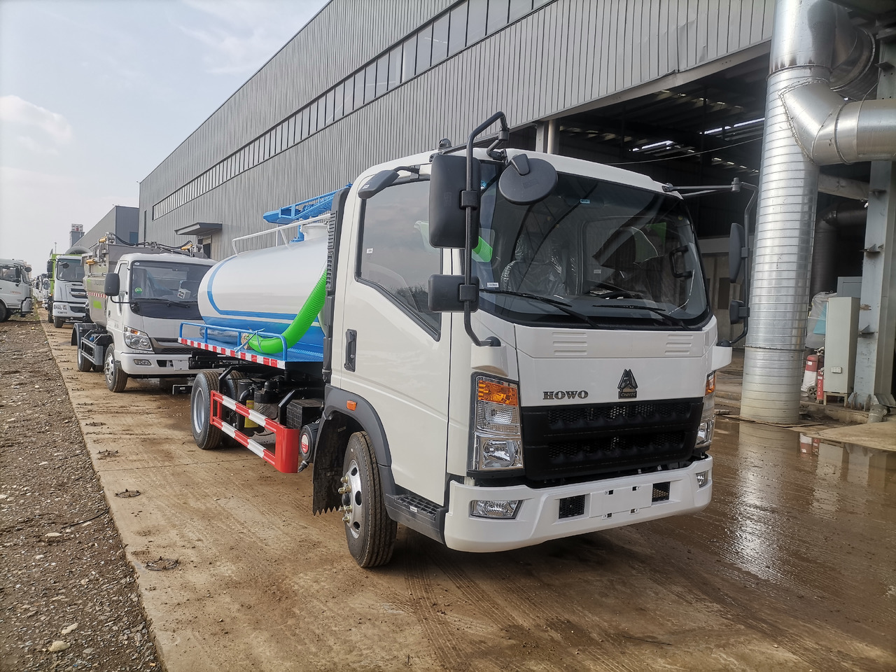 Sinotruk Howo light truck ( alternative: Dongfeng ) - Vakuumski tovornjak: slika 5 Sinotruk Howo light truck ( alternative: Dongfeng ) - Vakuumski tovornjak: slika 5