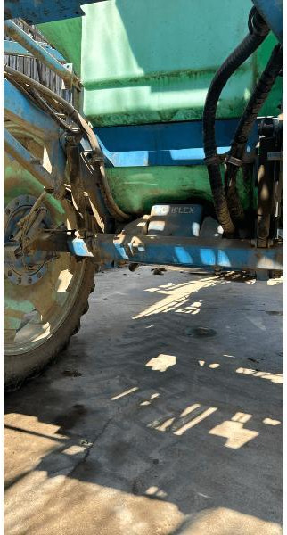 Vlečna škropilnica BERTHOUD MAJOR 32: slika 7