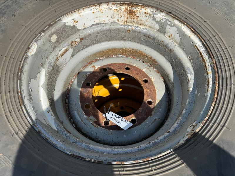 CEAT 550/60R22,5 - Kompletno kolo: slika 2 CEAT 550/60R22,5 - Kompletno kolo: slika 2