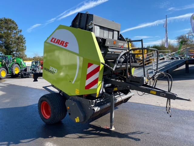 CLAAS VARIANT 370 - Balirka za okrogle bale: slika 3 CLAAS VARIANT 370 - Balirka za okrogle bale: slika 3