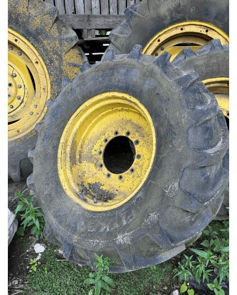 JOHN DEERE 6910 - Traktor: slika 5 JOHN DEERE 6910 - Traktor: slika 5