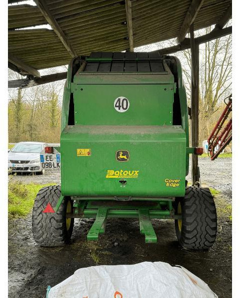 JOHN DEERE 864 MAXICUT - Balirka za okrogle bale: slika 5 JOHN DEERE 864 MAXICUT - Balirka za okrogle bale: slika 5