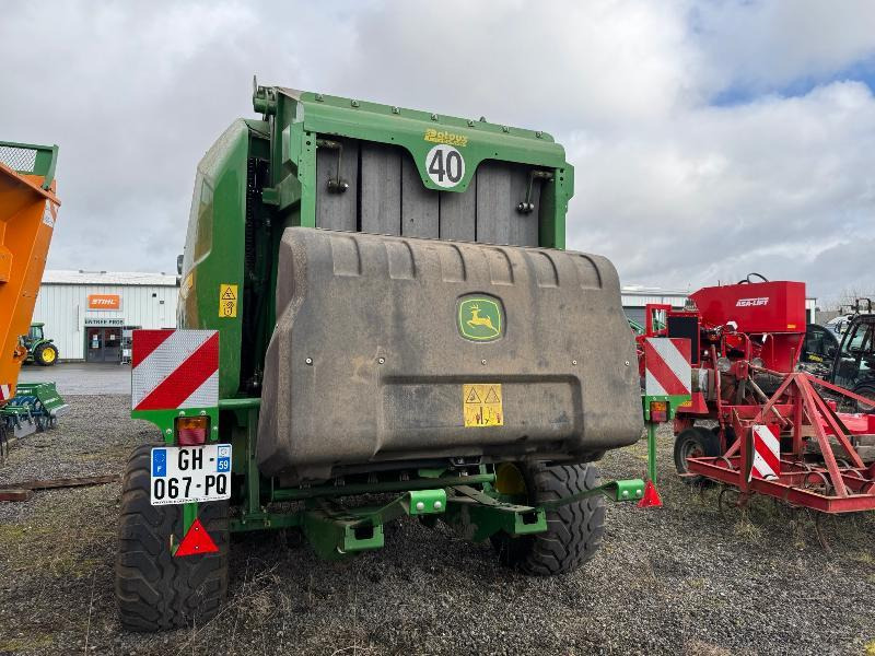 JOHN DEERE V461M - Balirka za okrogle bale: slika 3 JOHN DEERE V461M - Balirka za okrogle bale: slika 3