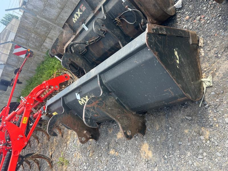 MAILLEUX BTA245 - Žlica za nakladalnik za Traktor: slika 2 MAILLEUX BTA245 - Žlica za nakladalnik za Traktor: slika 2