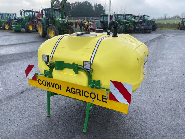 PULVEJUST ECO 1500 LITRES - Škropilnica montirana na traktor: slika 1 PULVEJUST ECO 1500 LITRES - Škropilnica montirana na traktor: slika 1