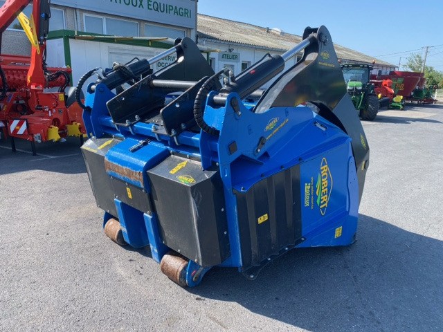 ROBERT - ROBIN BMV33 - Mešalnik za krmo: slika 1 ROBERT - ROBIN BMV33 - Mešalnik za krmo: slika 1