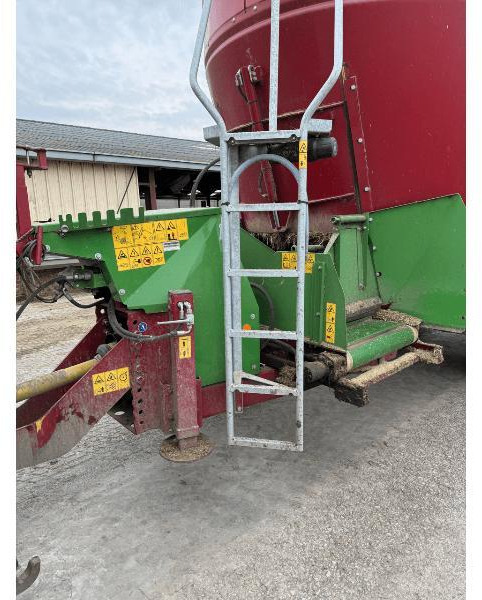 STRAUTMANN VERTI MIX 2401 - Mešalnik za krmo: slika 3 STRAUTMANN VERTI MIX 2401 - Mešalnik za krmo: slika 3