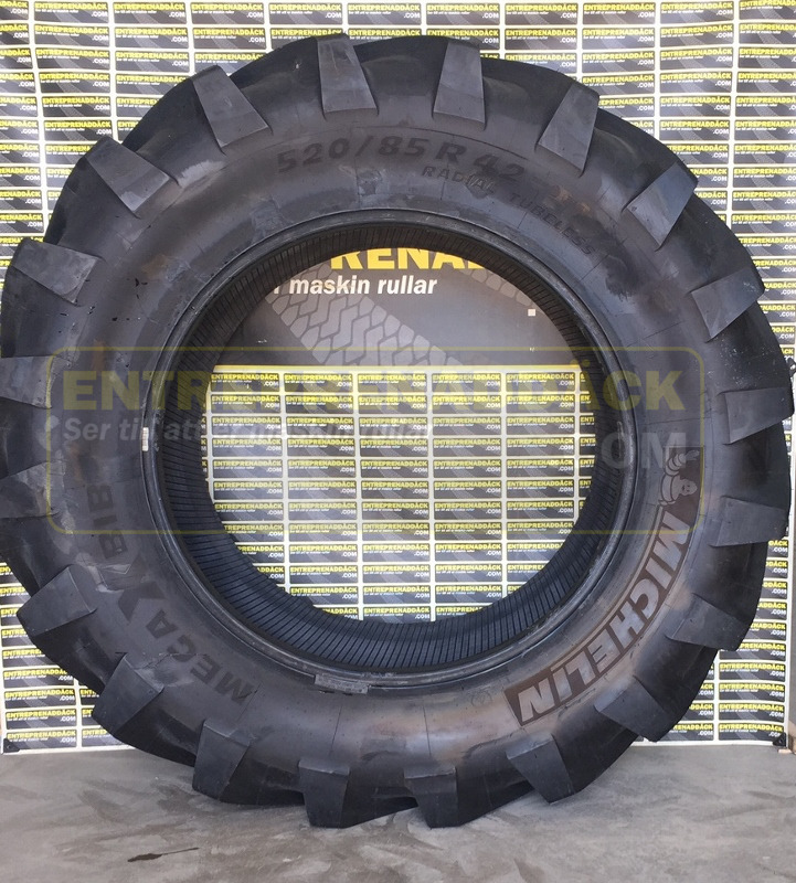 520/85R42 TL 157A8 Michelin MegaXbib for tractor and harvesters. - Guma za Kombajn: slika 3 520/85R42 TL 157A8 Michelin MegaXbib for tractor and harvesters. - Guma za Kombajn: slika 3