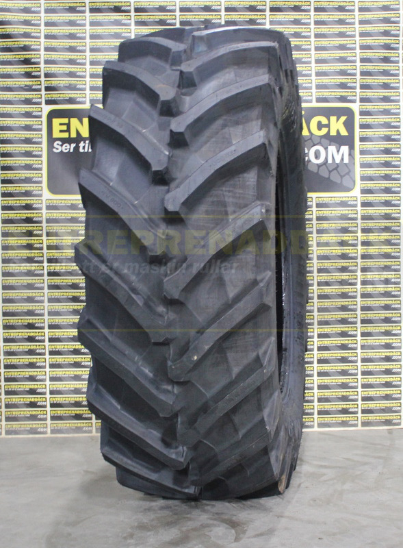 Trelleborg TM 800 600/65R38: Radial Tires for Modern Agricultural Tractors - Guma za Traktor: slika 2 Trelleborg TM 800 600/65R38: Radial Tires for Modern Agricultural Tractors - Guma za Traktor: slika 2