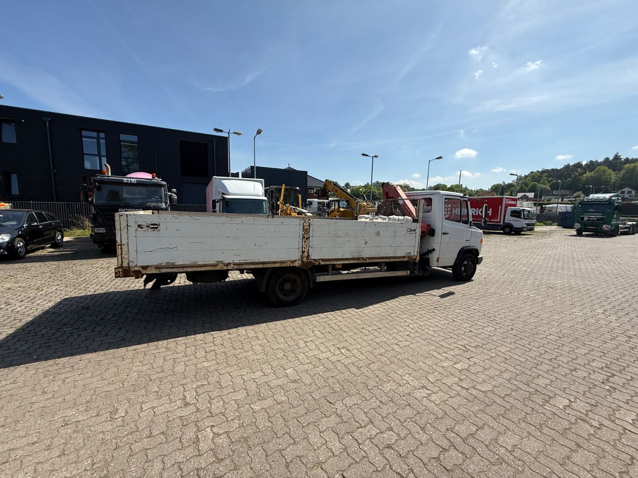 Dostavno vozilo s kesonom Mercedes-Benz 816 D: slika 7