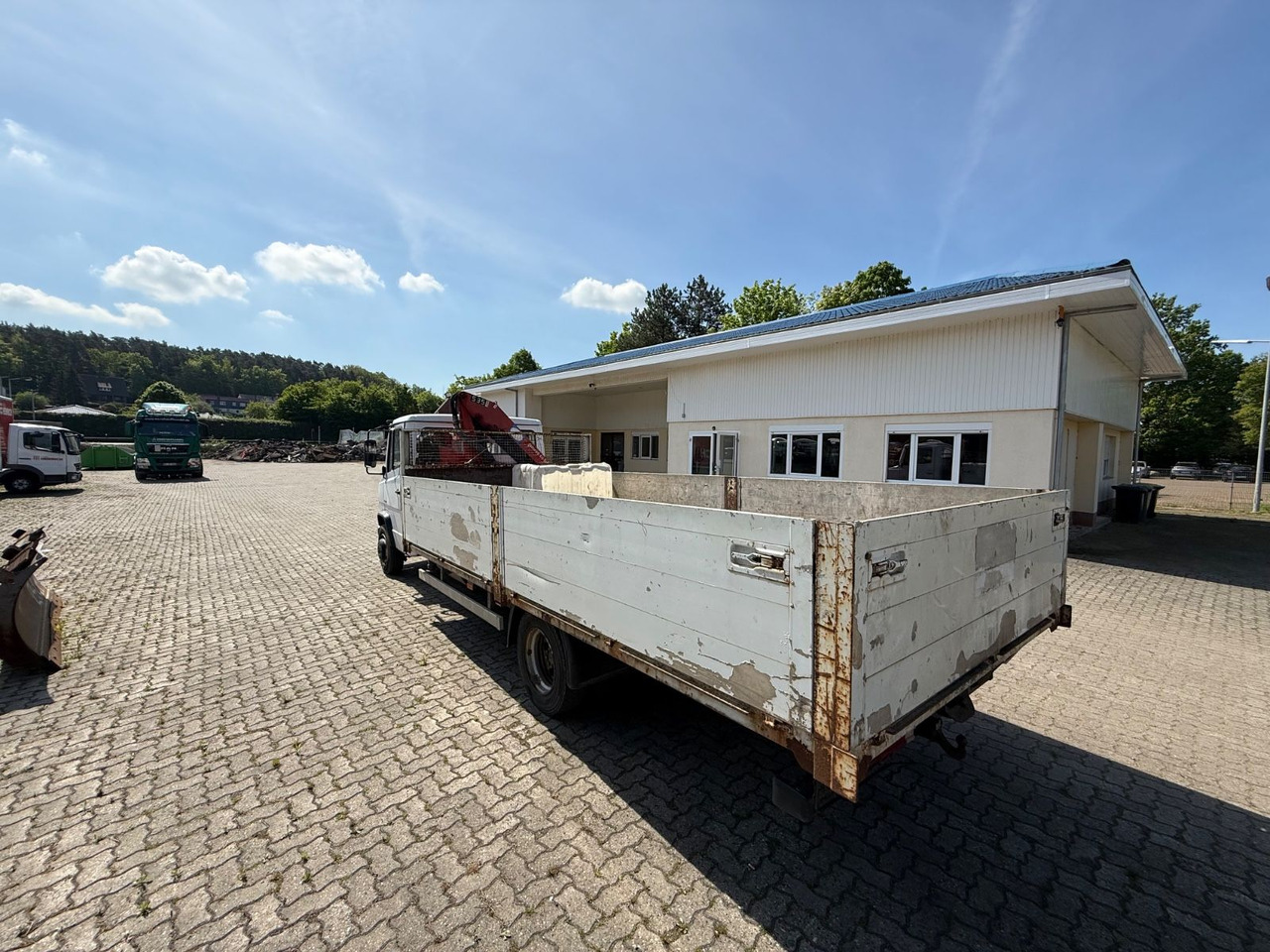 Dostavno vozilo s kesonom Mercedes-Benz 816 D: slika 6