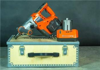 Husqvarna DM540i - Gradbena oprema: slika 1 Husqvarna DM540i - Gradbena oprema: slika 1