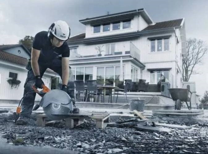 Husqvarna K4000 K 4000 - Orodje/ Oprema: slika 3 Husqvarna K4000 K 4000 - Orodje/ Oprema: slika 3